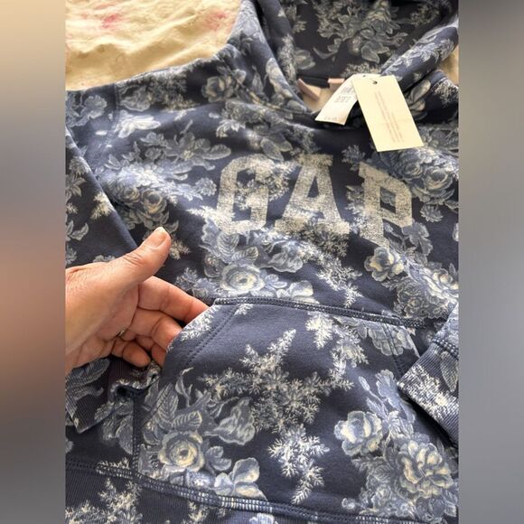 Gap × LoveShackFancy Toddler Floral Logo Hoodie Size 5 years - Picture 4 of 4
